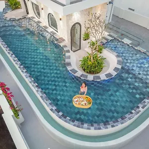4* Otel V Boutique - Complimentary Refreshments